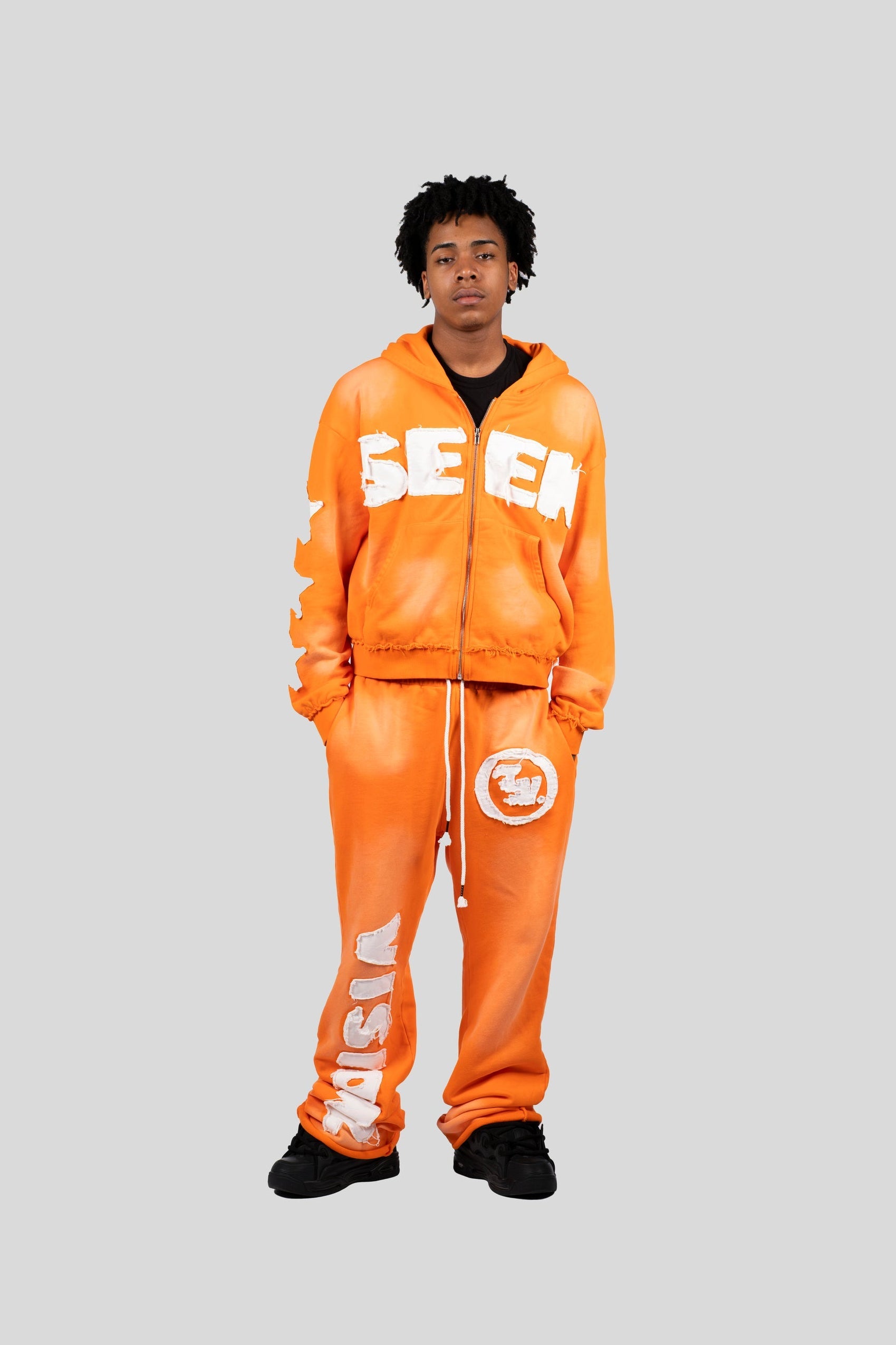 VISIONZ SWEATS