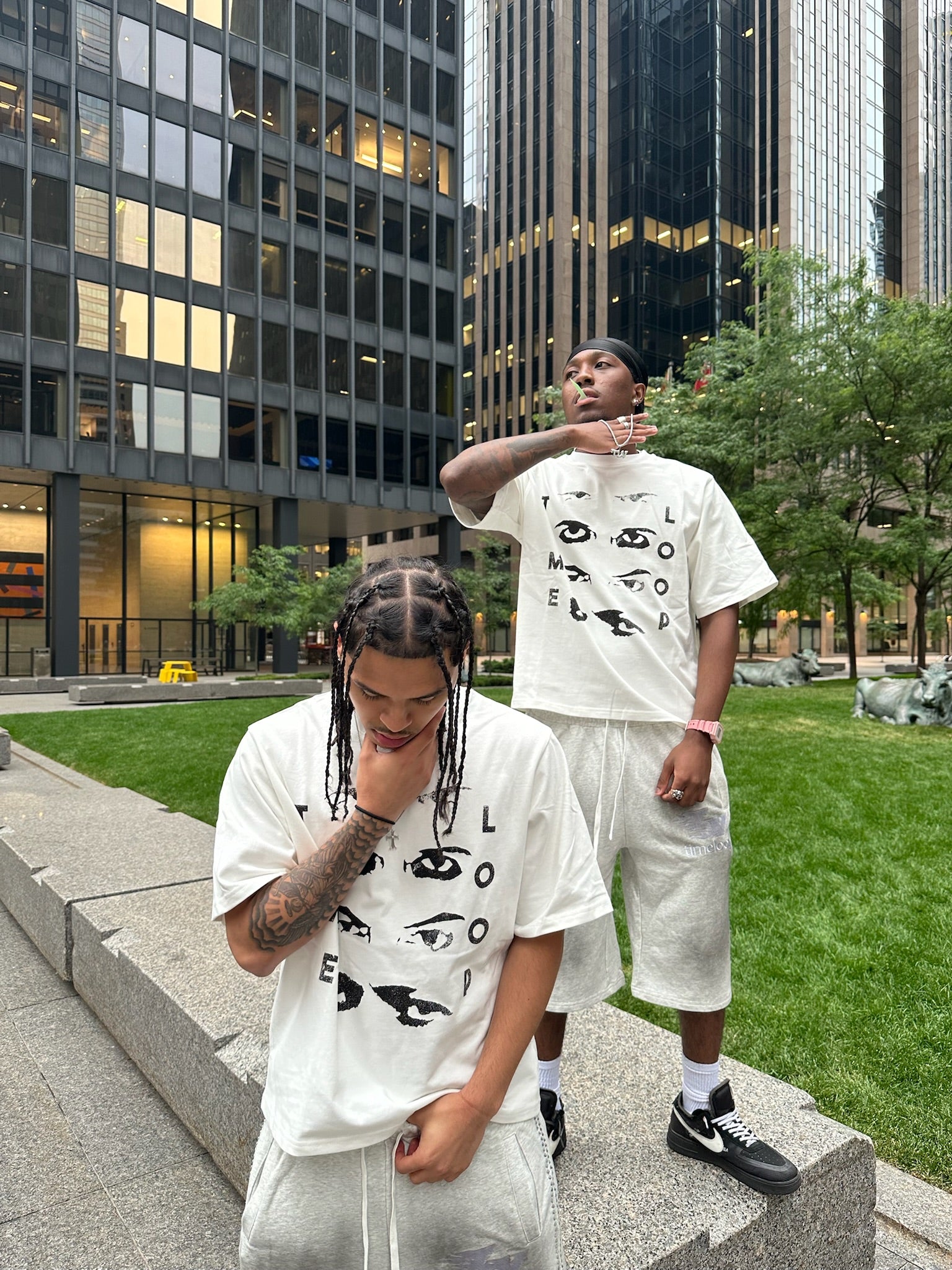 EYES TEE
