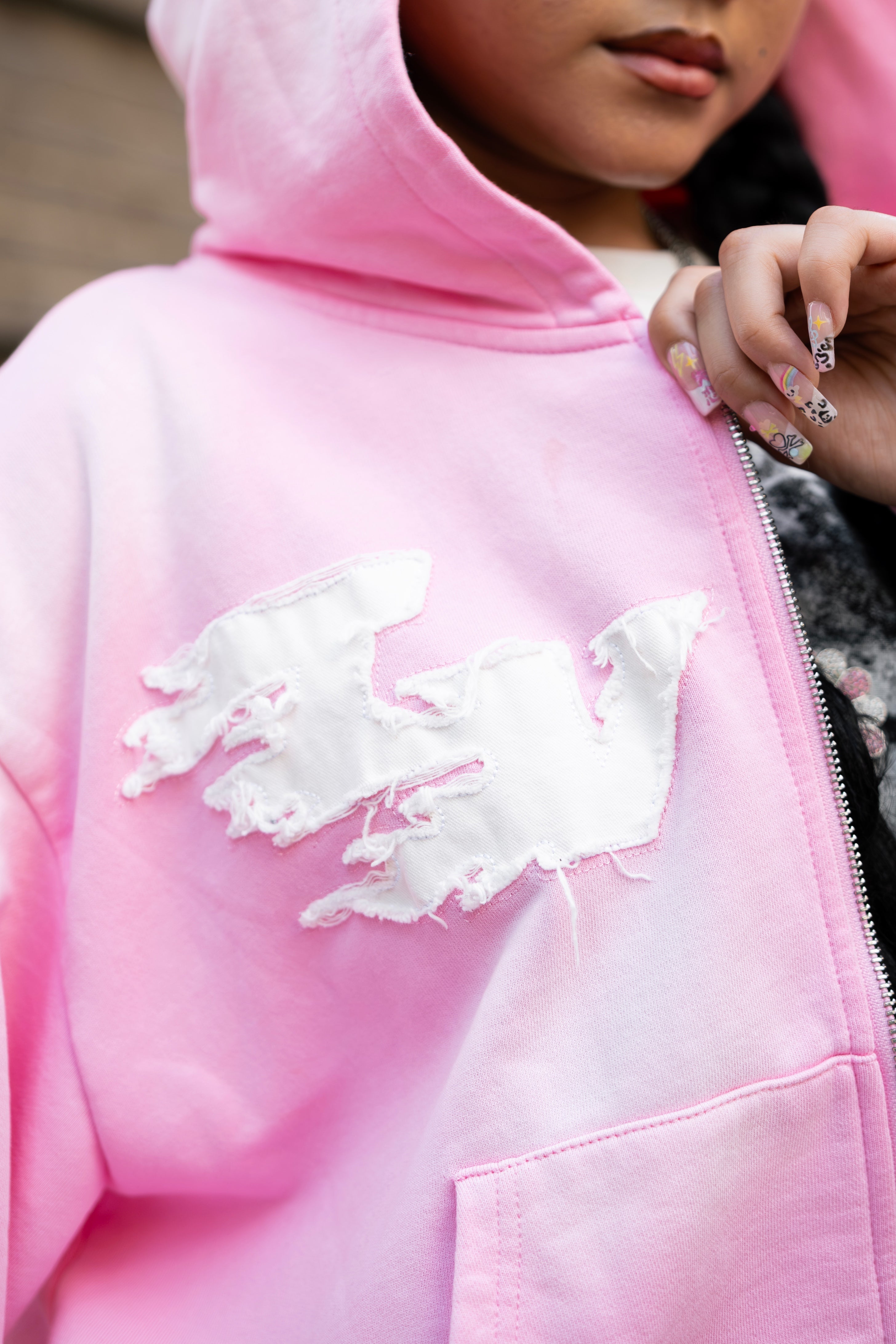 EMBROIDERY LOGO HOODIE