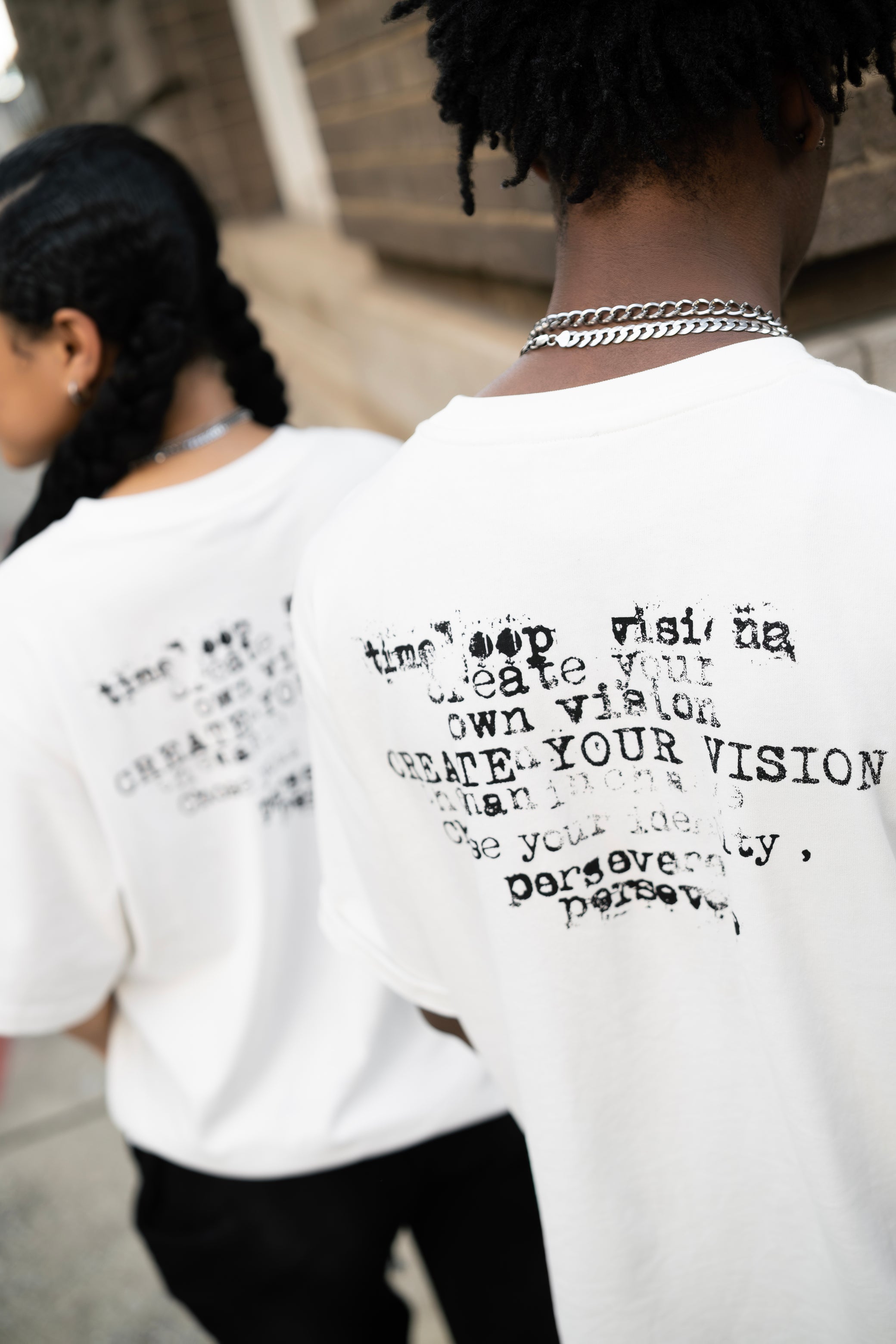 GARMENTS TEE