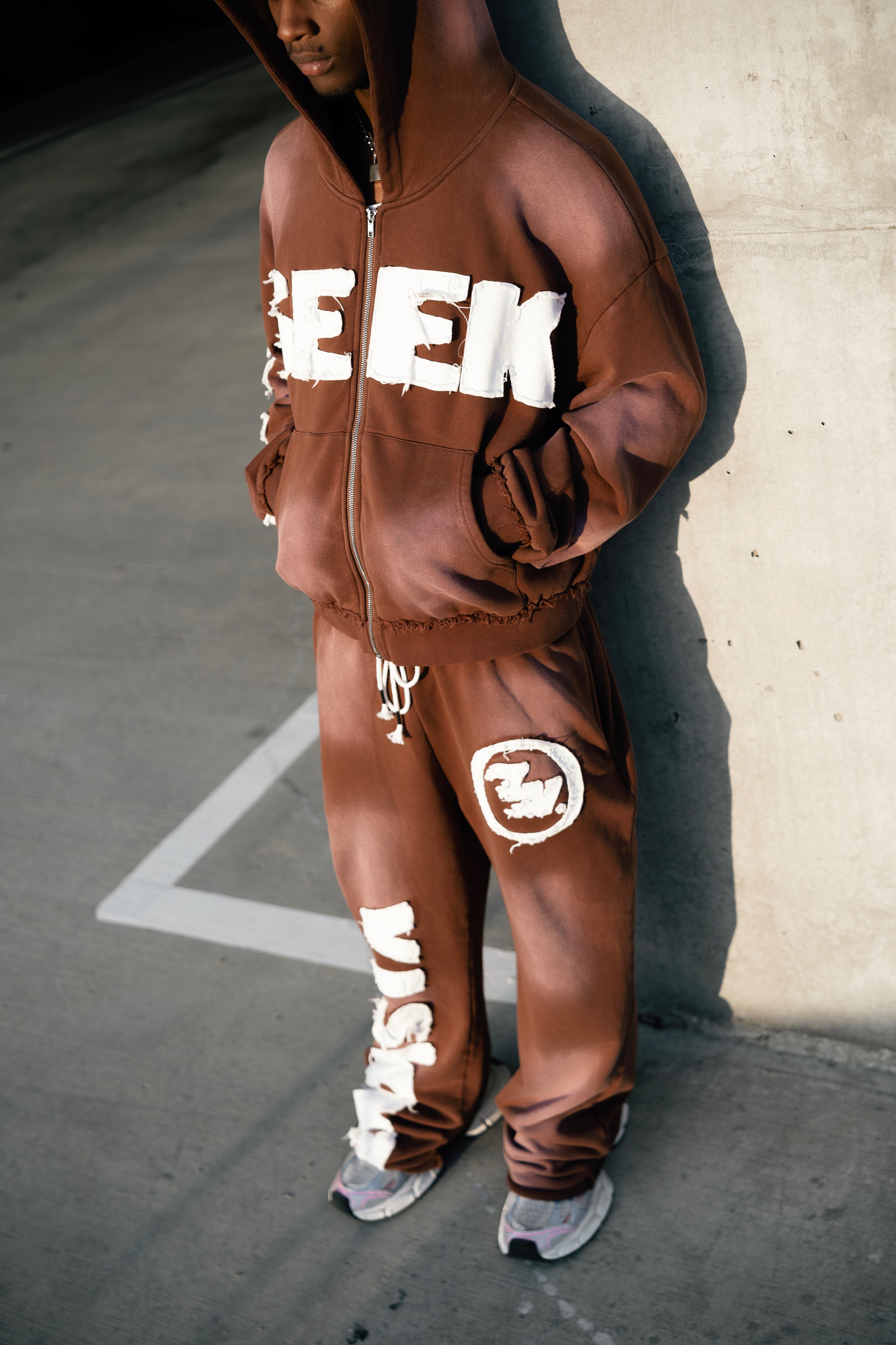 VISIONZ SWEATS