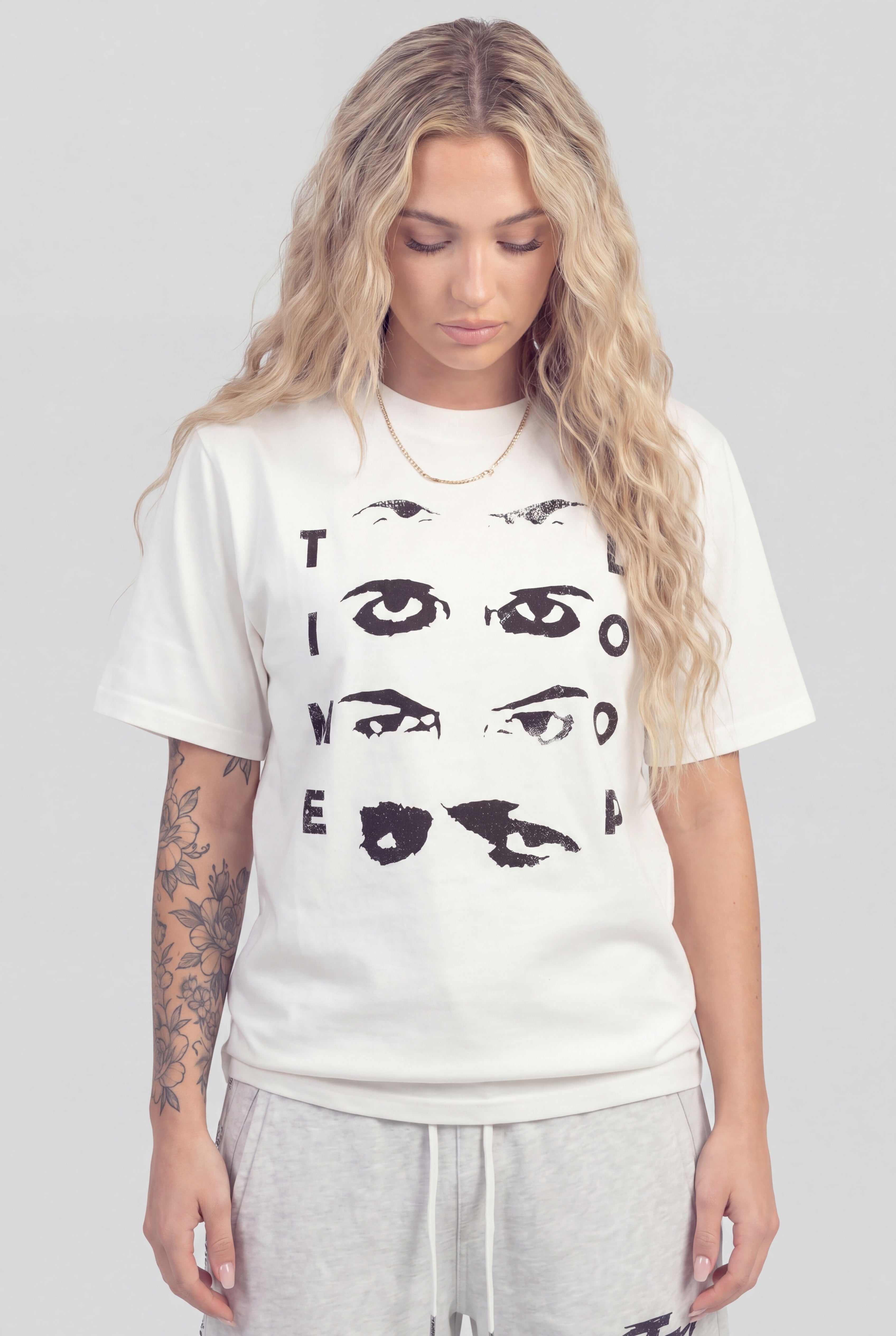 EYES TEE