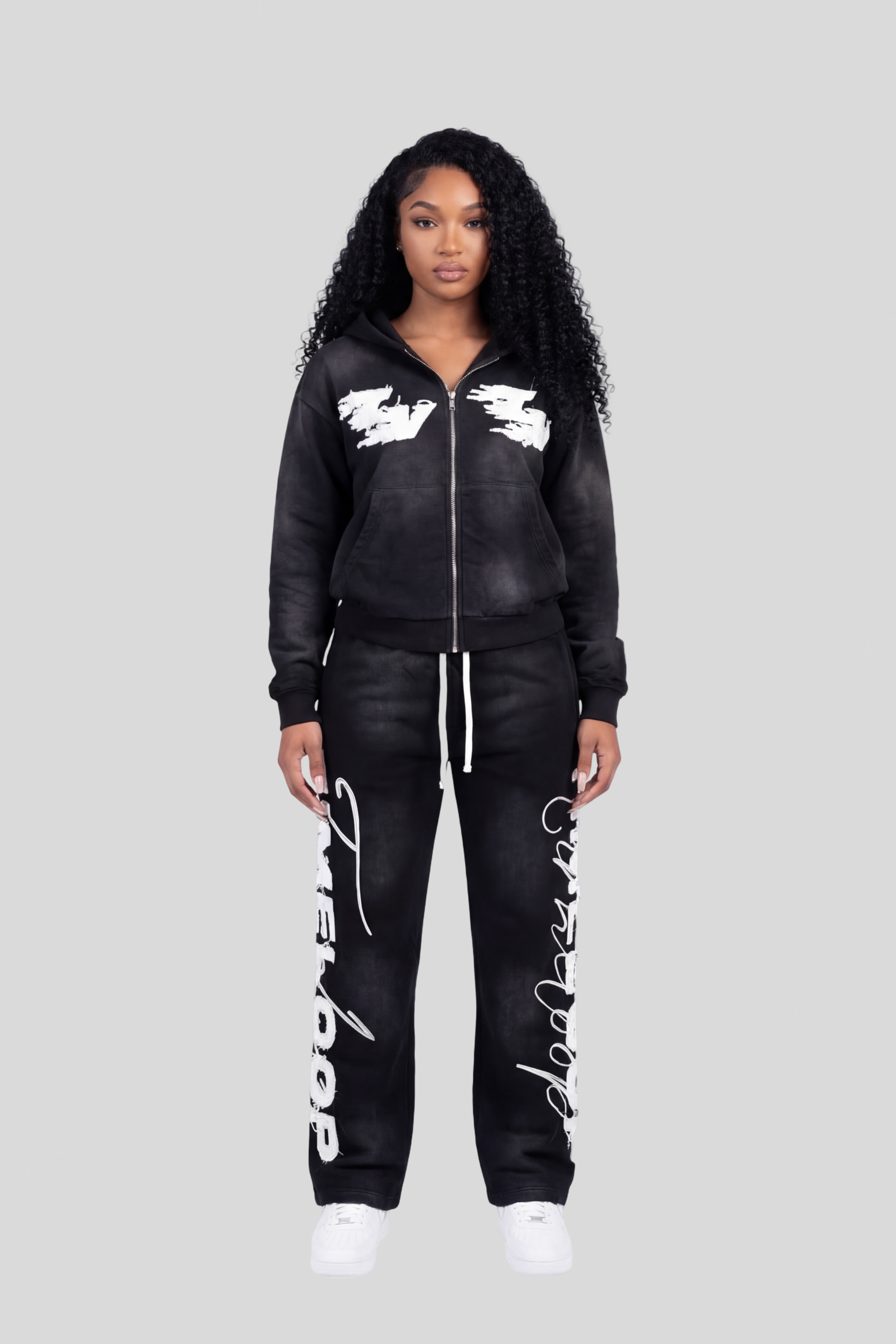 EMBROIDERY LOGO HOODIE