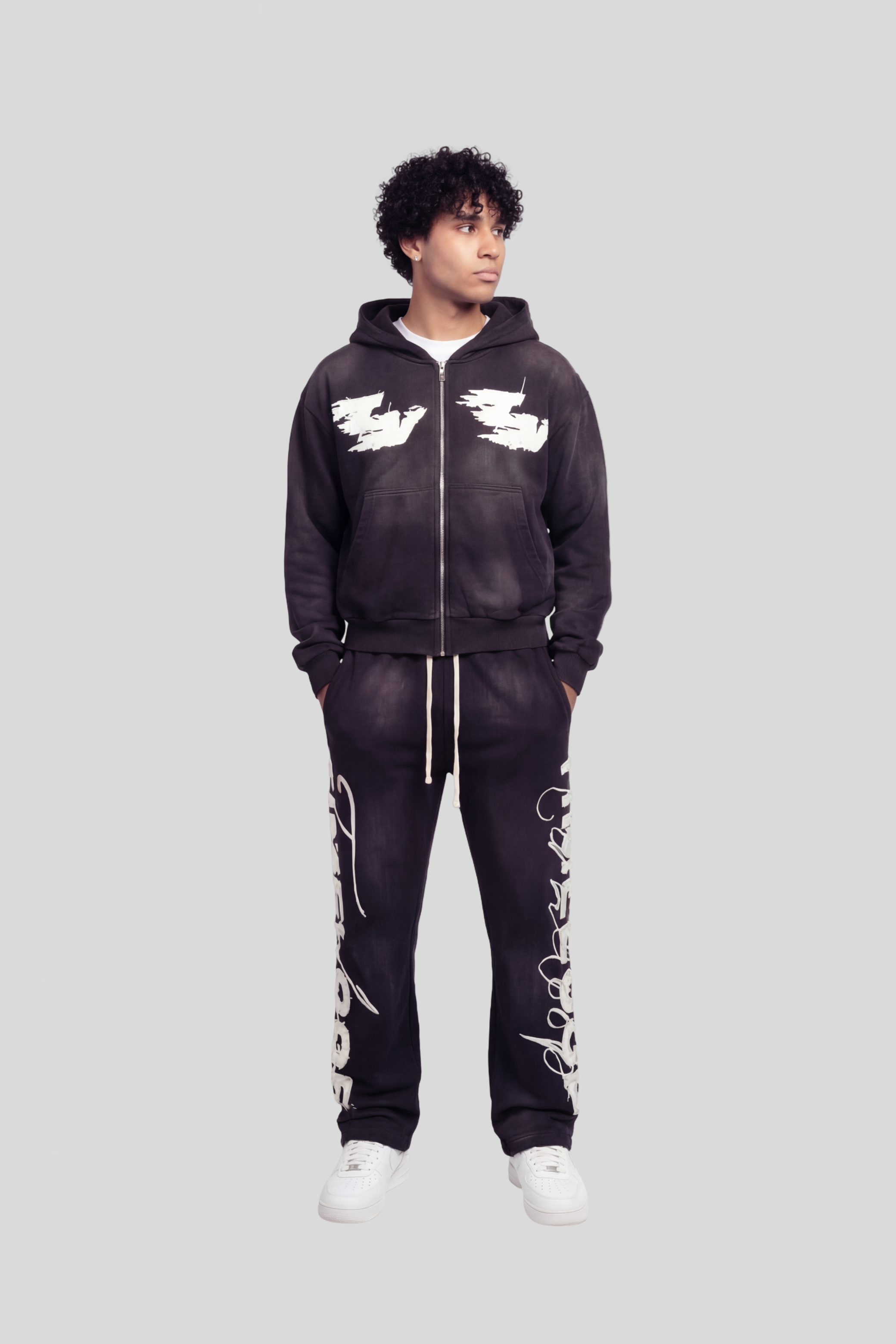 EMBROIDERY LOGO HOODIE