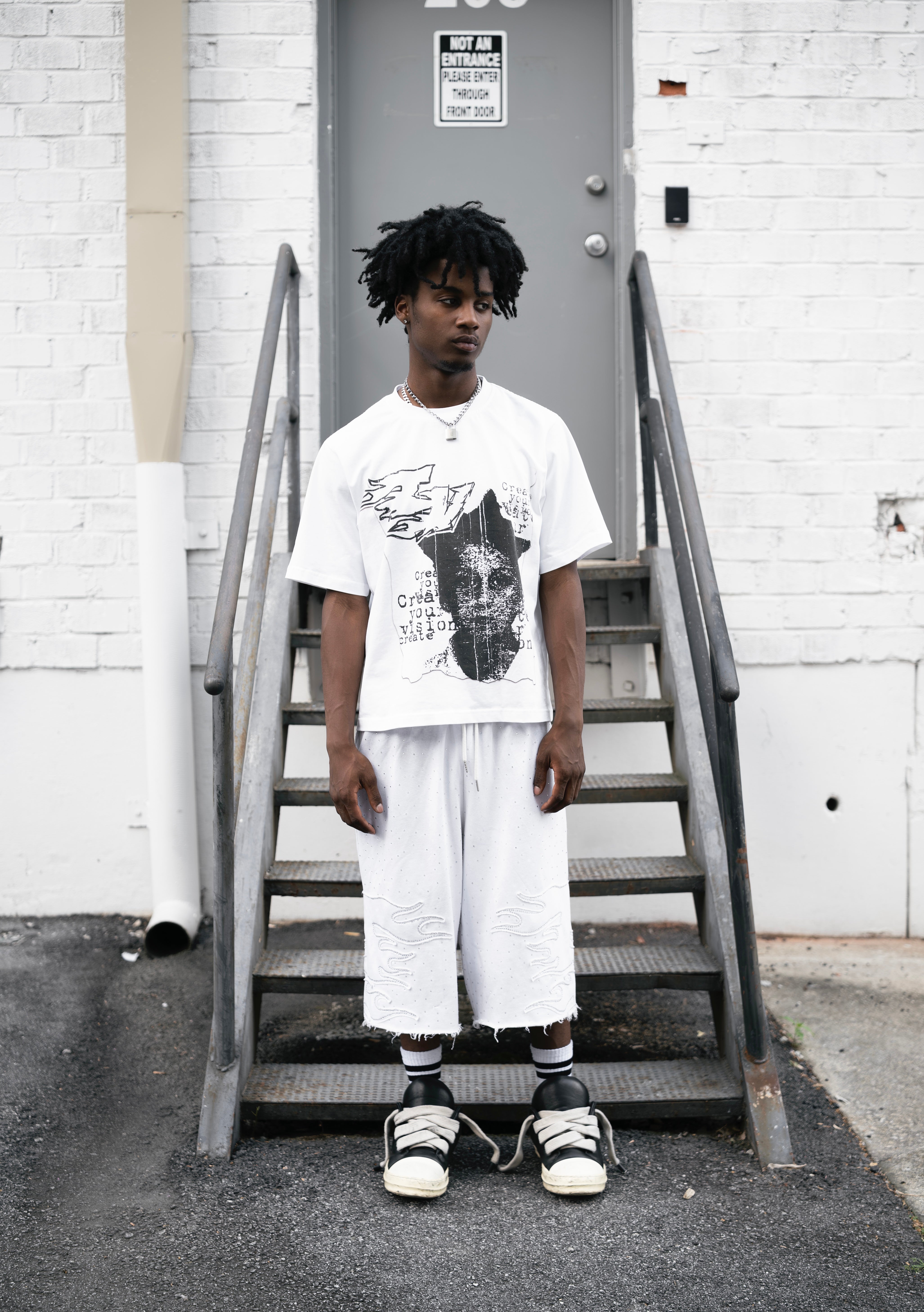 FACE TEE