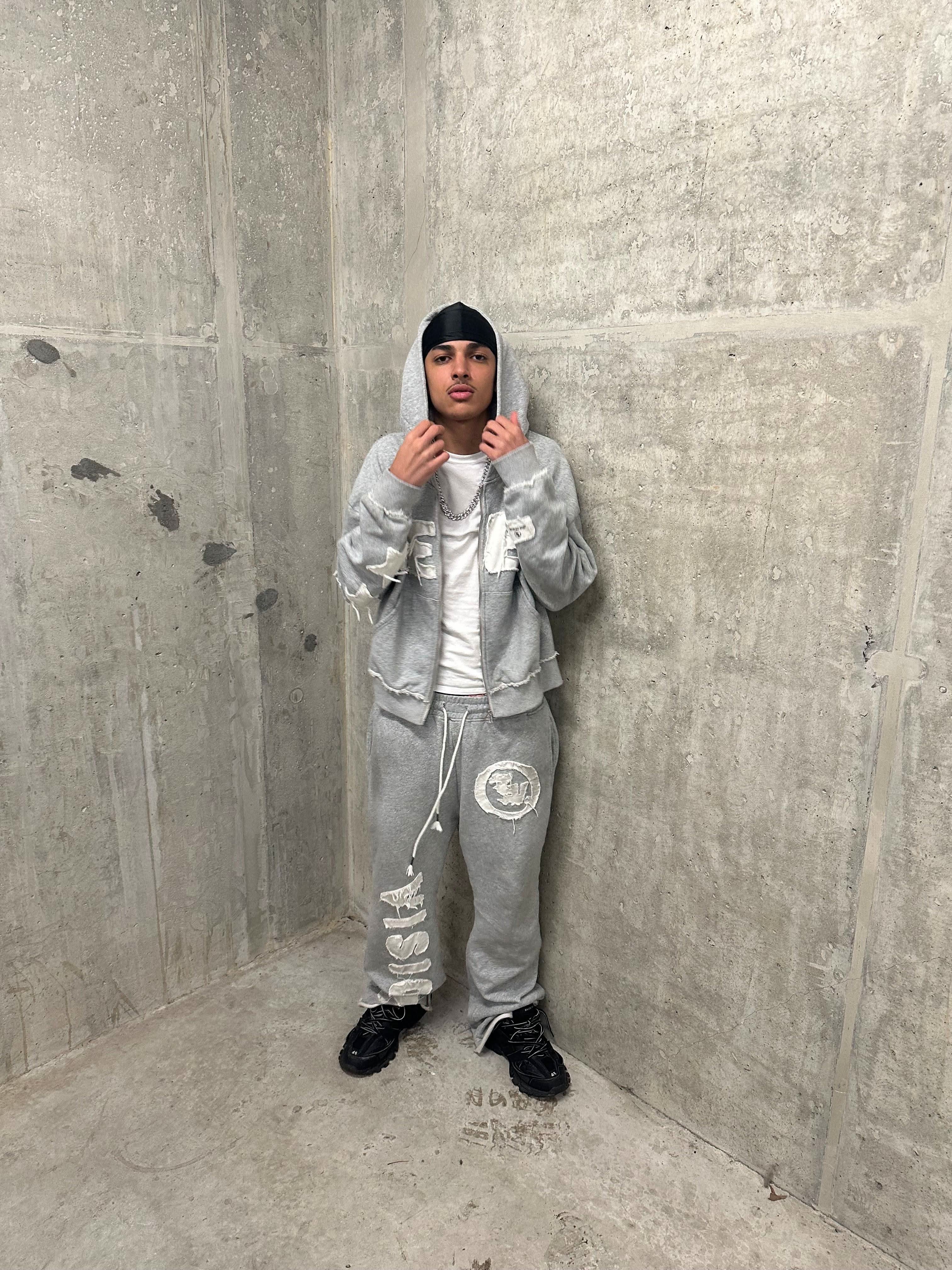 LIGHT GREY "VISIONZ" SWEATS - Timeloop Visionz